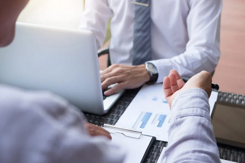 Skillwave Technologies team working together for Engineering training